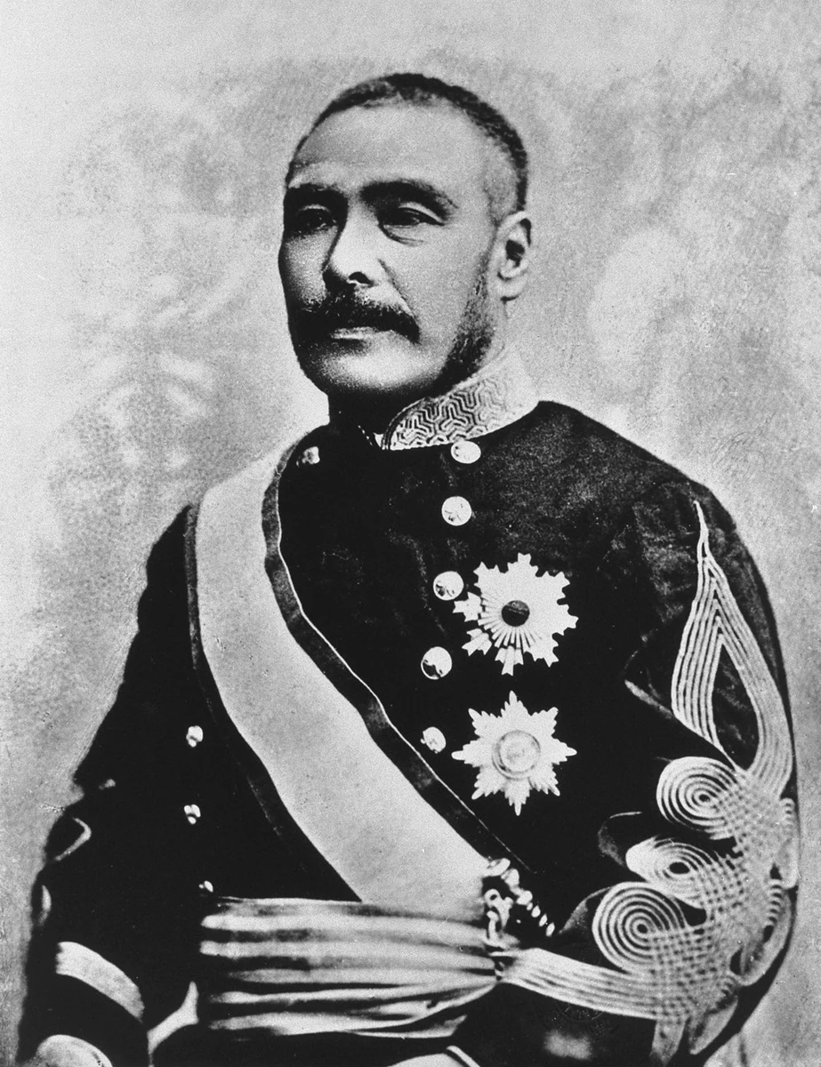 Photographic portrait of Kuroda Kiyotaka. Before 1900.