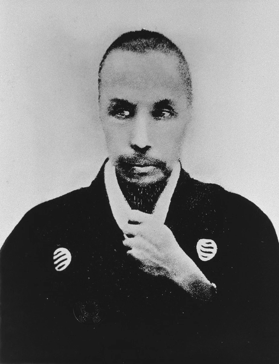 A photographic portrait of Sakuma Shōzan. Before 1864.