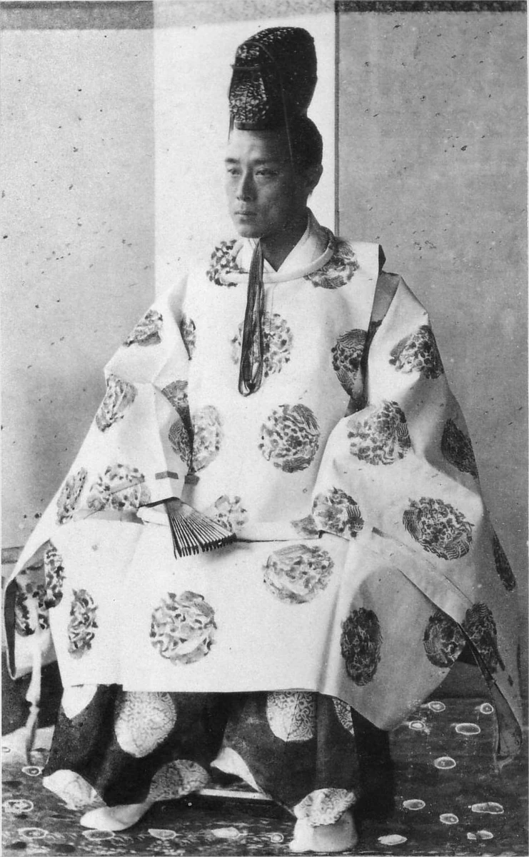 Tokugawa Yoshinobu photographed in Osaka. 1867.
