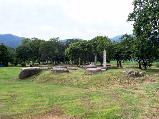 View of Kuni-kyō–Shigaraki Palace–Naniwa Palace Relocation Journey