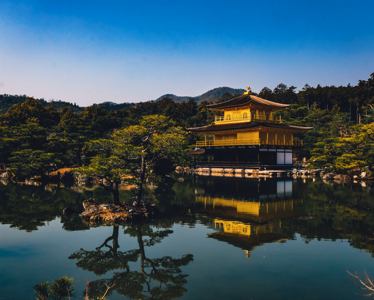 View of Kinkaku-ji (Rokuon-ji)