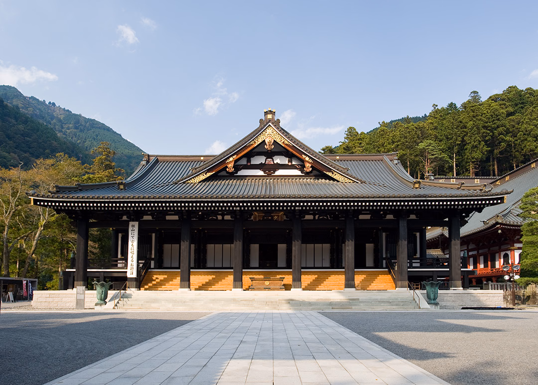 View of Minobusan Kuon-ji